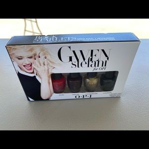 Gwen Stefani collection